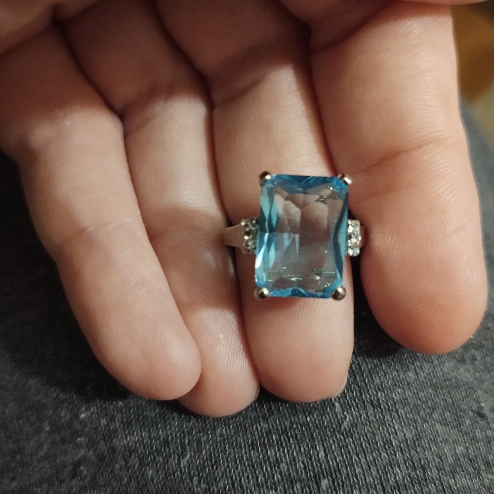 Blue ring
